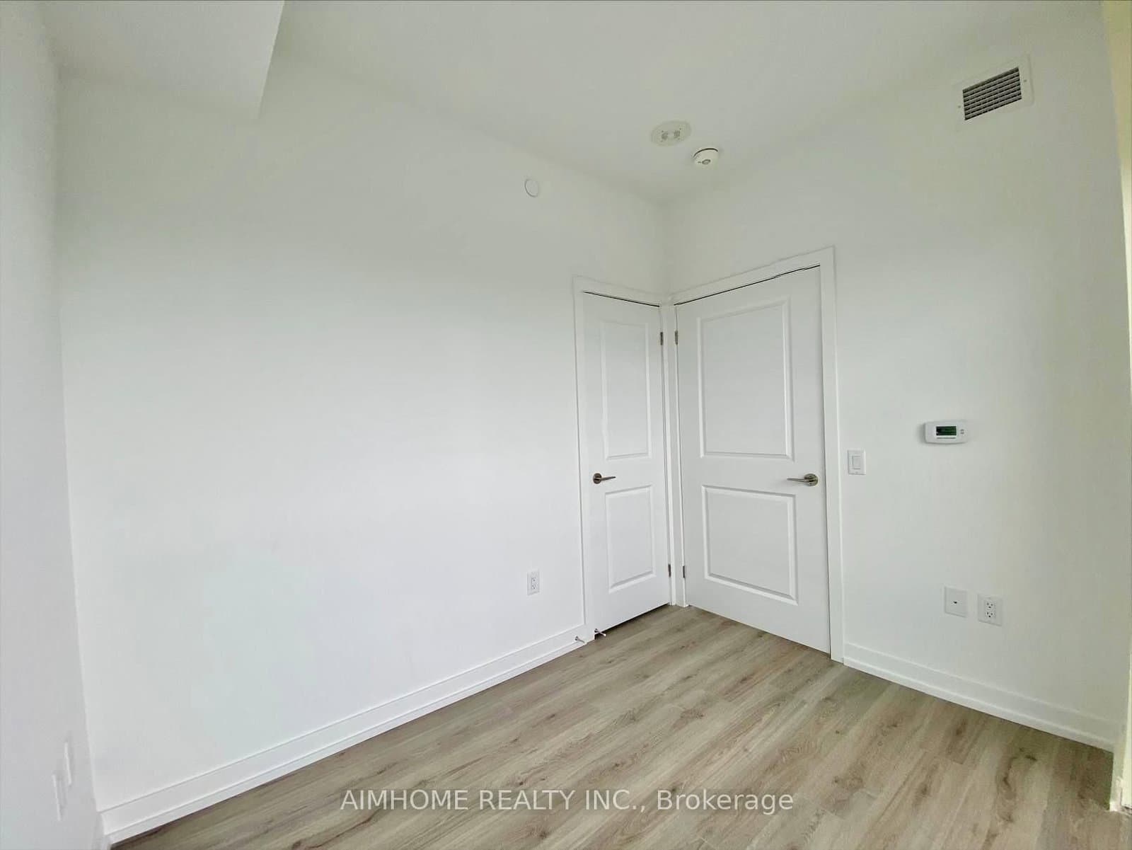 395 Bloor Street E, Unit 4902 thumbnail 9