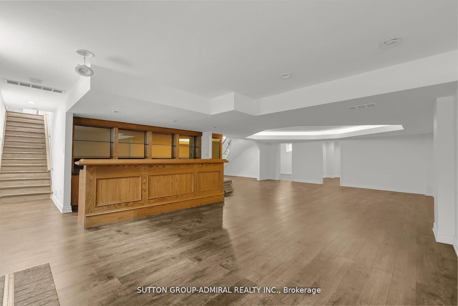 48 Berkindale Drive thumbnail 38