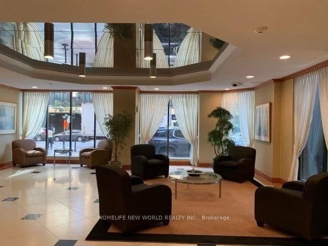 633 Bay Street, Unit 2613 thumbnail 3