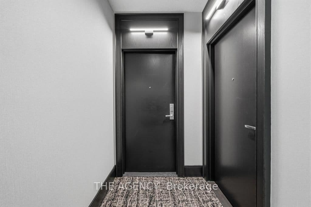 438 King Street W, Unit 1314 thumbnail 5