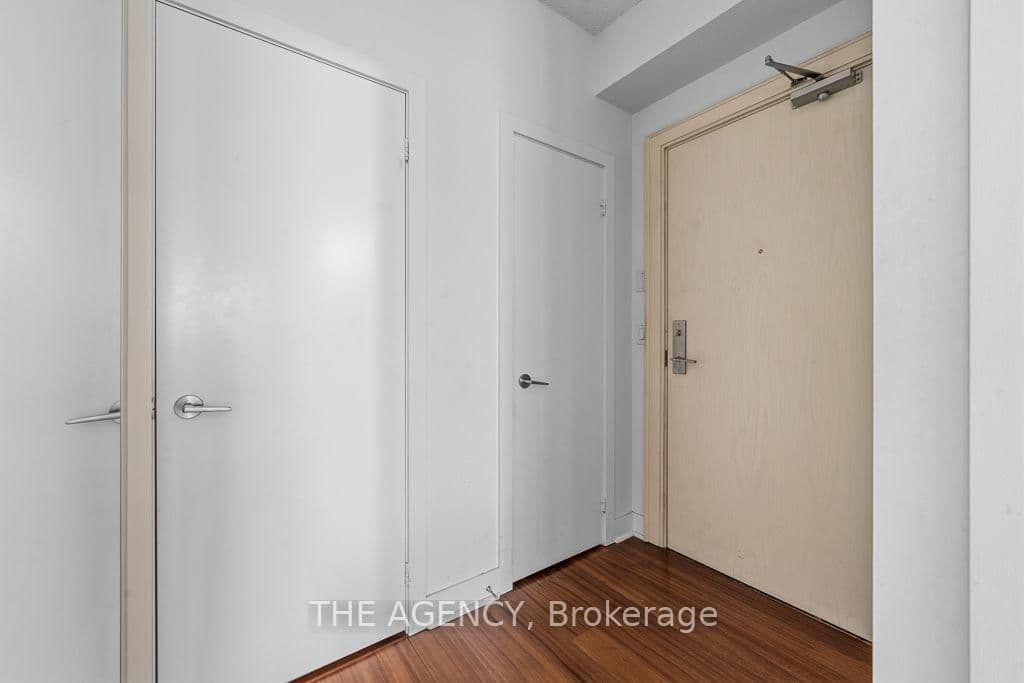 438 King Street W, Unit 1314 thumbnail 6