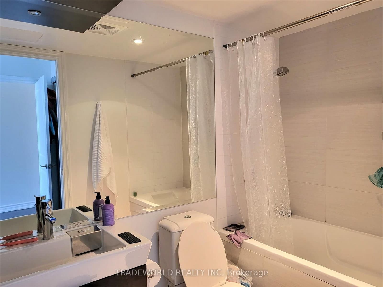 386 Yonge Street, Unit 5407 thumbnail 10