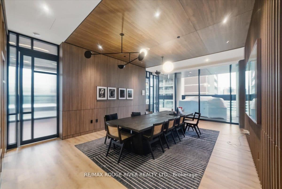 55 Charles Street E, Unit 3808 thumbnail 26