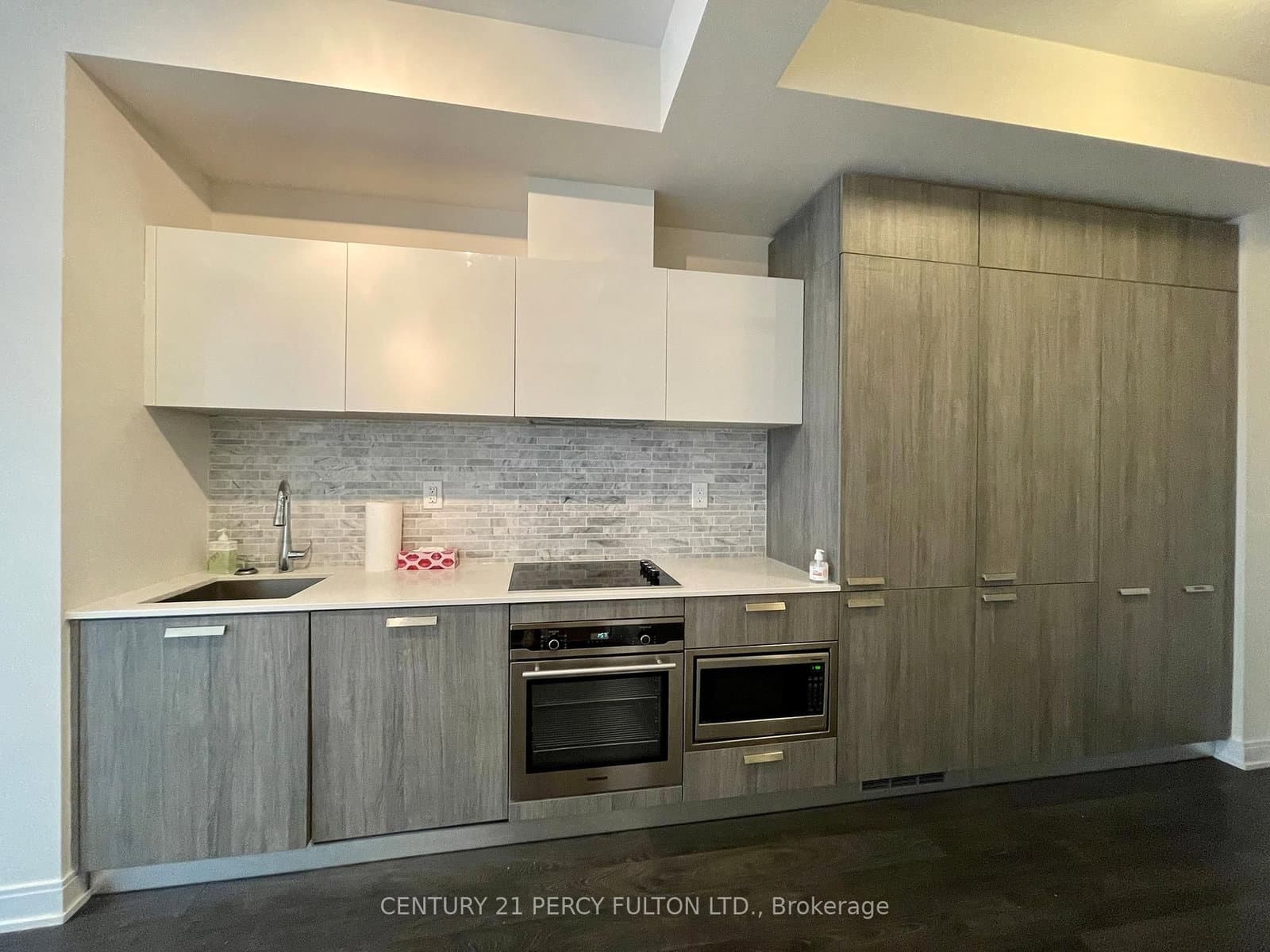 50 Charles Street E, Unit 2108 thumbnail 4