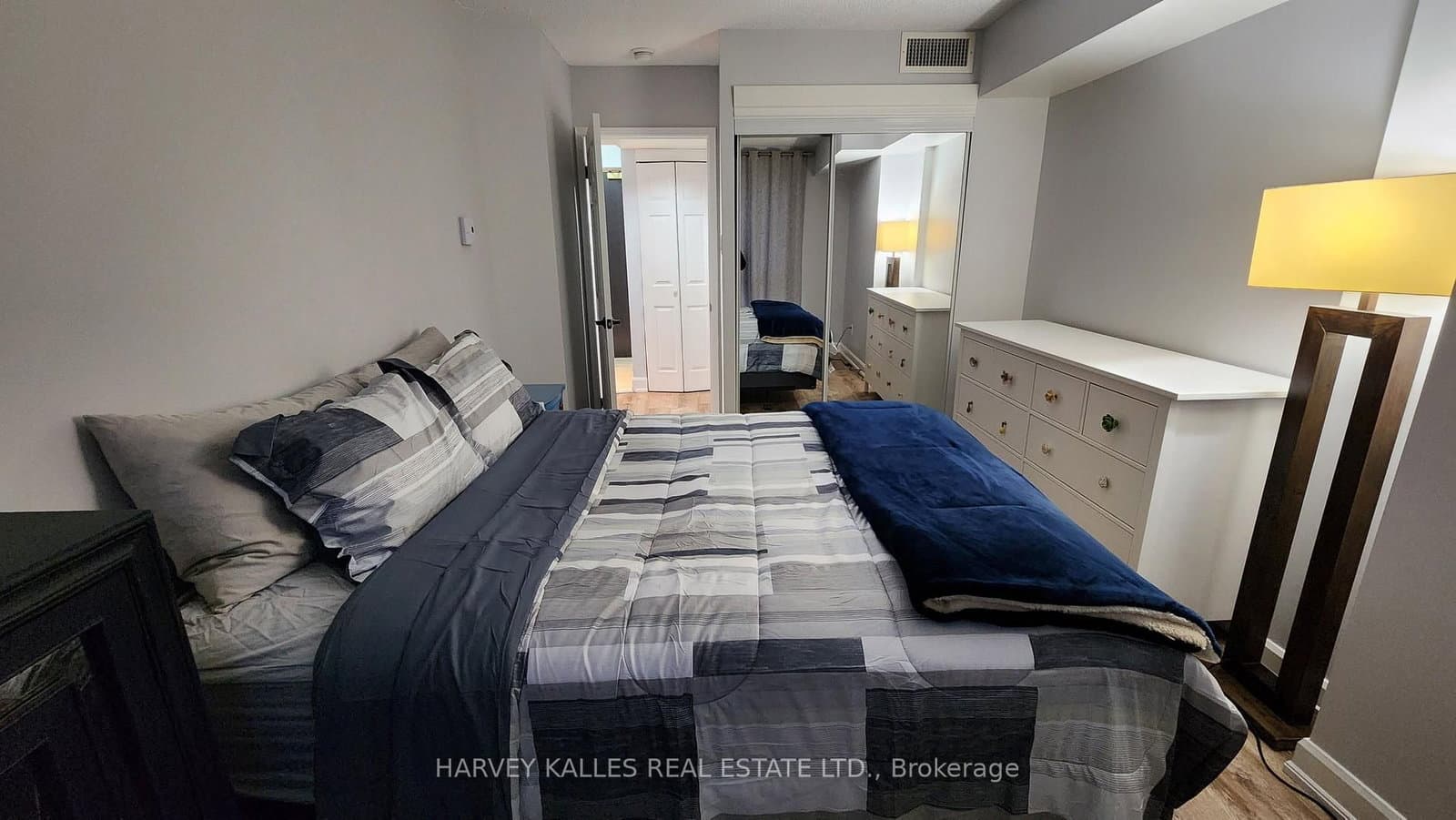 7 Broadway Avenue, Unit 211 thumbnail 12