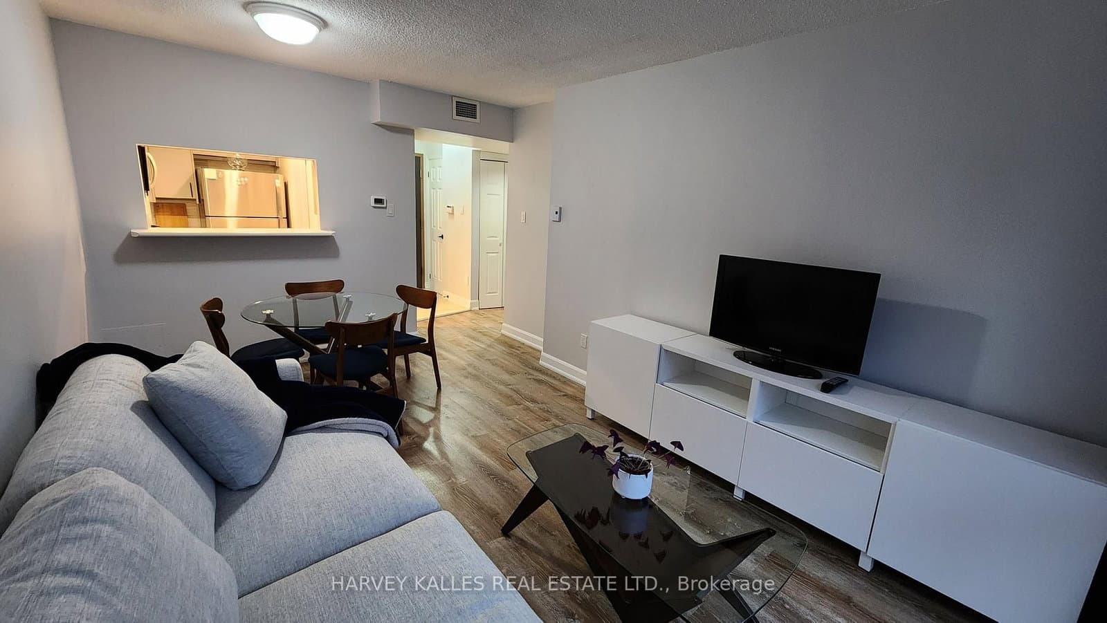 7 Broadway Avenue, Unit 211 thumbnail 6