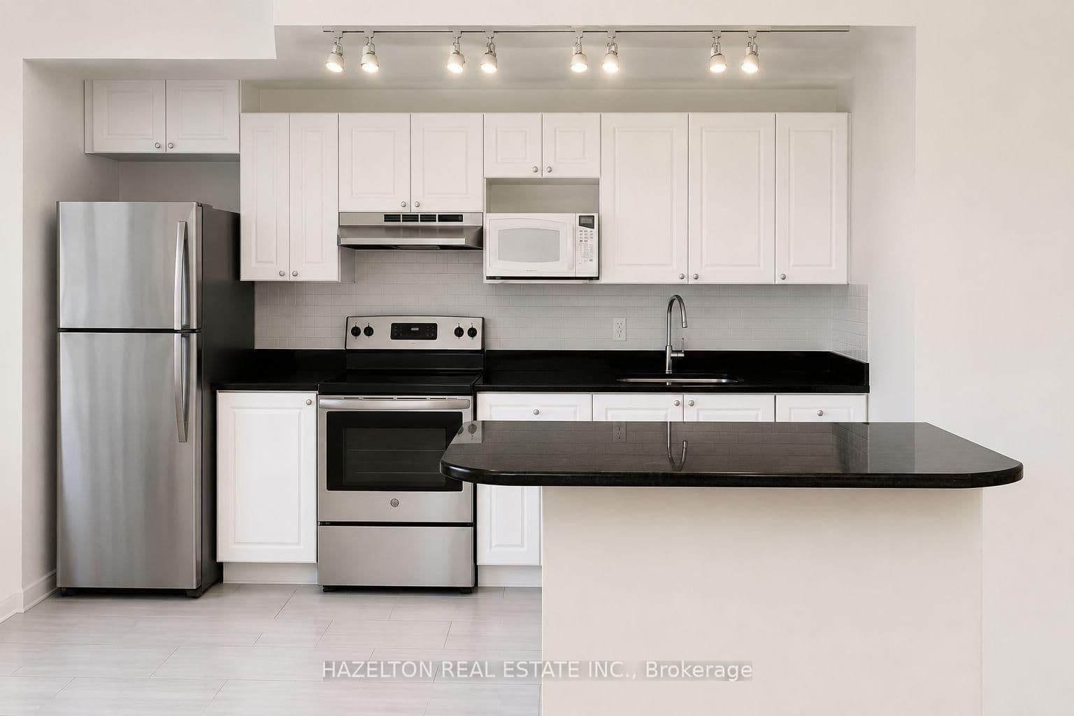 4 Sherbourne Street N, Unit 302 thumbnail 3