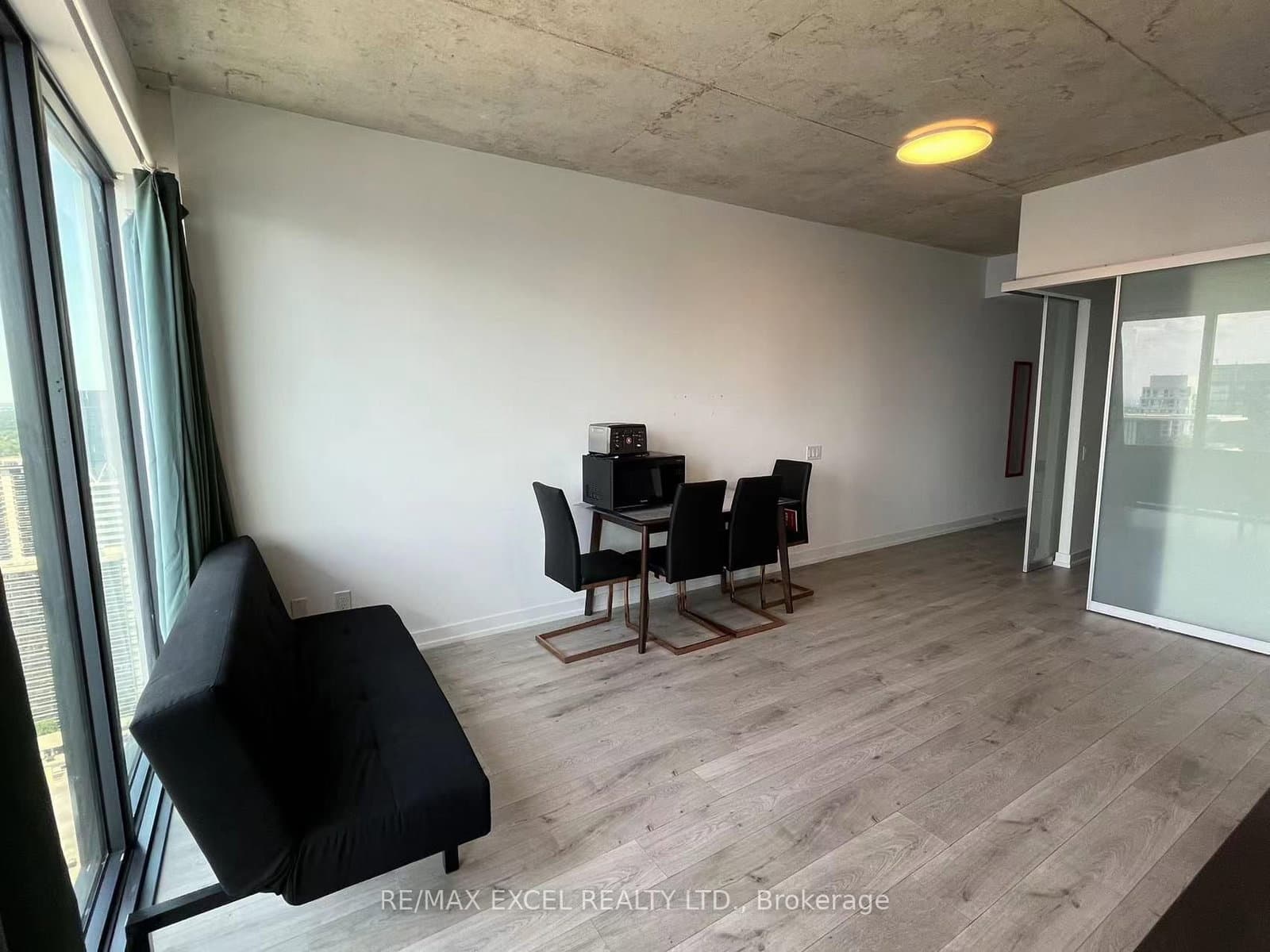 161 Roehampton Avenue, Unit 3702 thumbnail 9