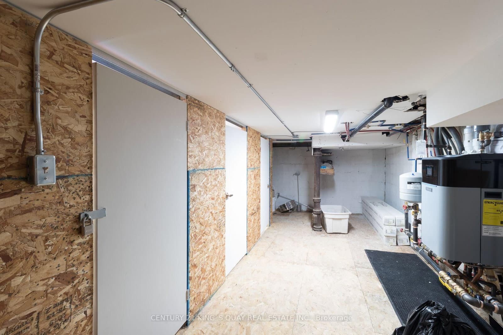 301 Cleveland Street thumbnail 15