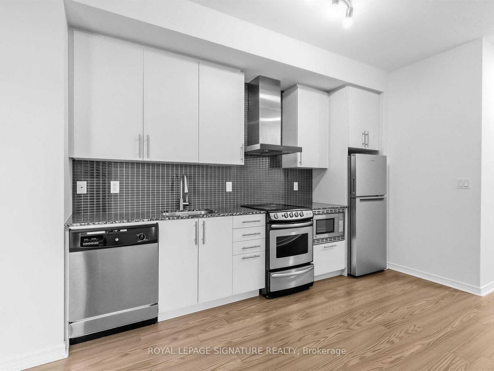352 Front Street, Unit 1411 thumbnail 6