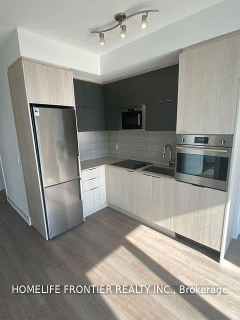 1 Belsize Drive, Unit 516 thumbnail 4