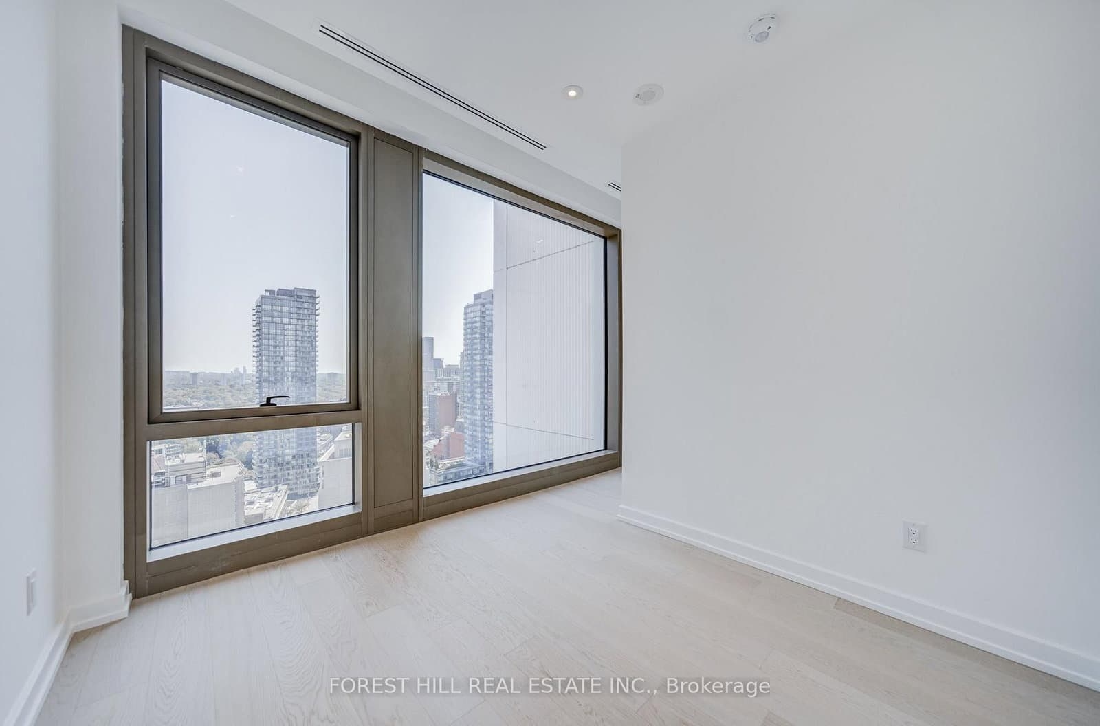 1315 BAY Street, Unit 2202 thumbnail 12