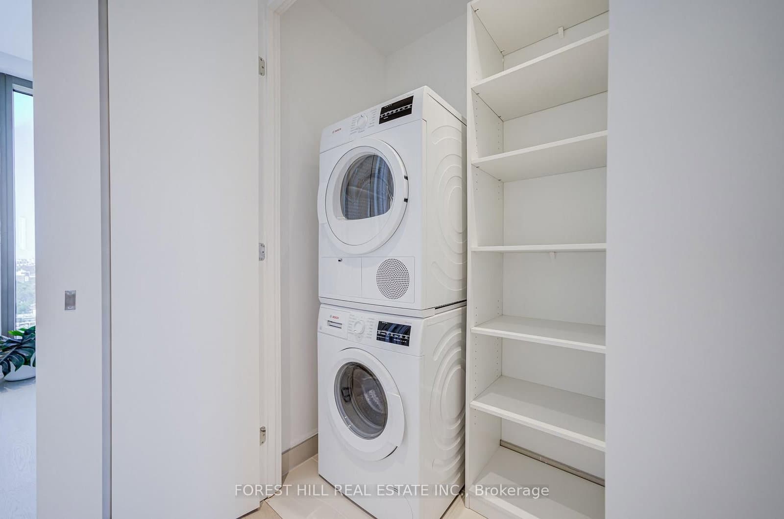 1315 BAY Street, Unit 2202 thumbnail 14