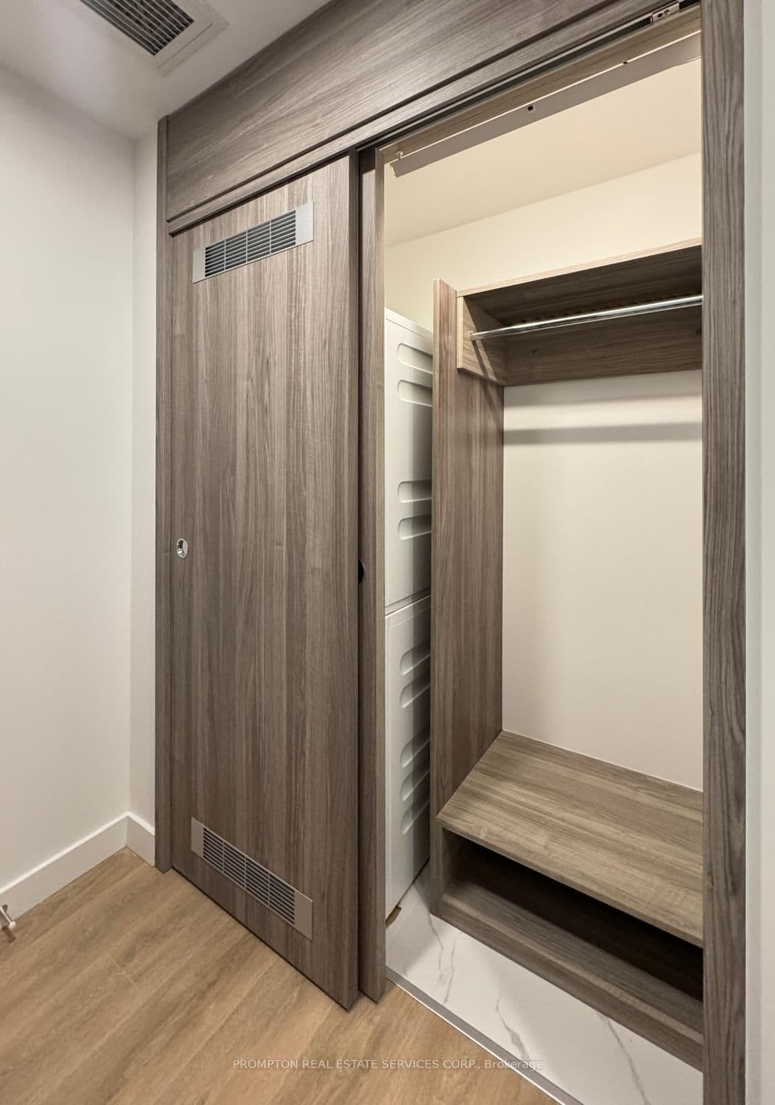 68 Esther Shiner Boulevard, Unit 1611 thumbnail 21