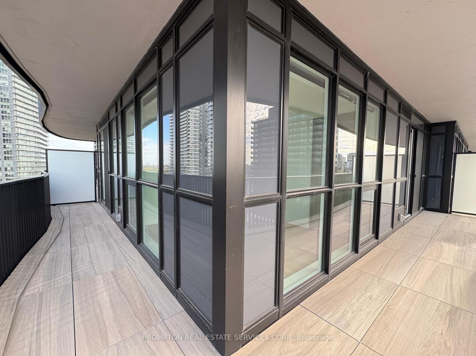 68 Esther Shiner Boulevard, Unit 1611 thumbnail 26