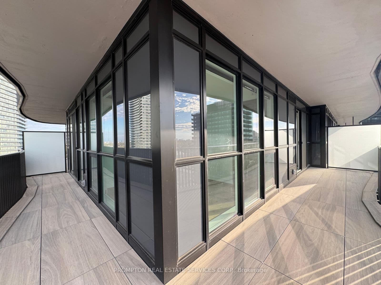 68 Esther Shiner Boulevard, Unit 1611 thumbnail 43