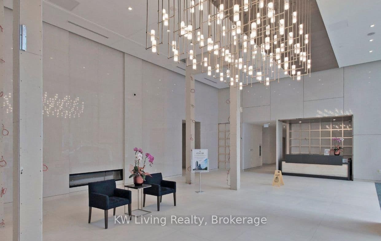 8 Olympic Garden Drive, Unit 2408 thumbnail 2