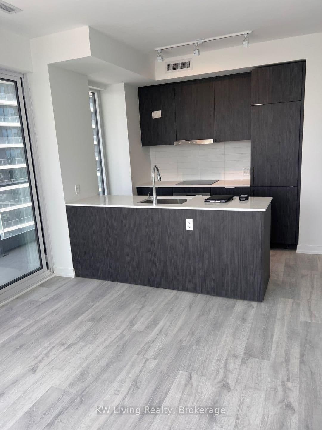 8 Olympic Garden Drive, Unit 2408 thumbnail 8