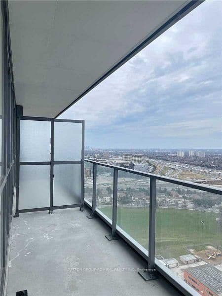 32 Forest Manor Street, Unit 2909 thumbnail 4