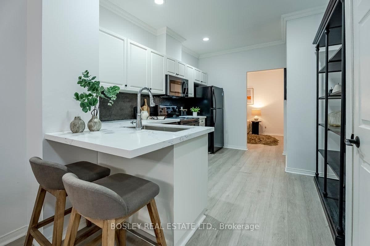 600 Eglinton Avenue E, Unit 110 thumbnail 10