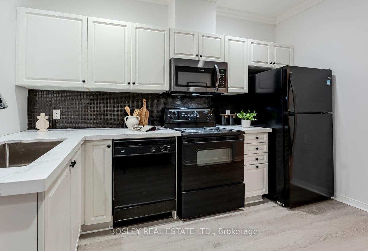 600 Eglinton Avenue E, Unit 110 thumbnail 11