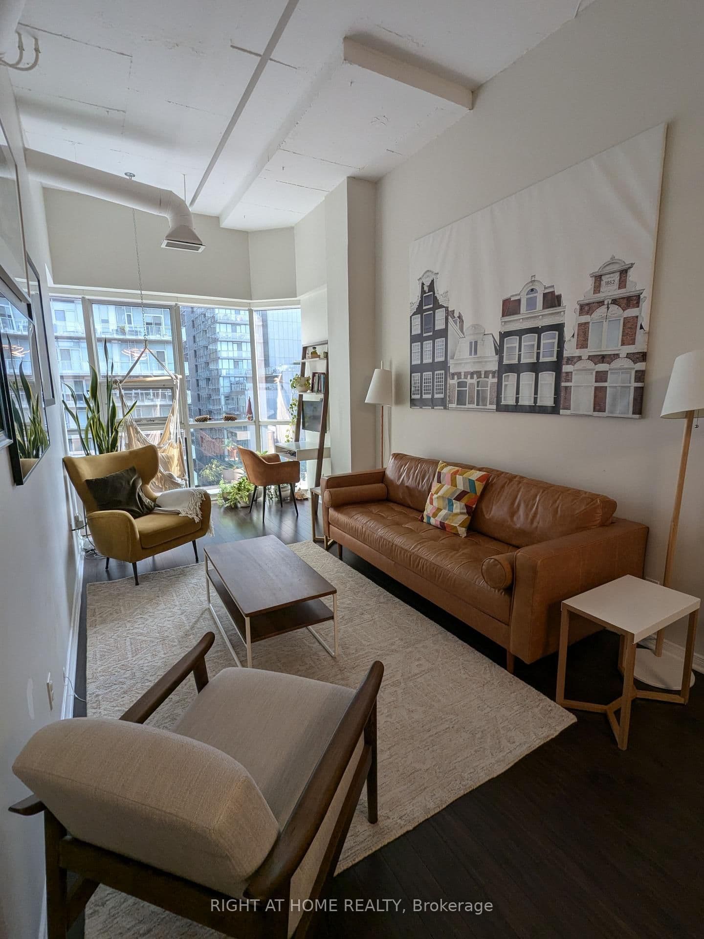 393 King Street W, Unit PH1206 thumbnail 4