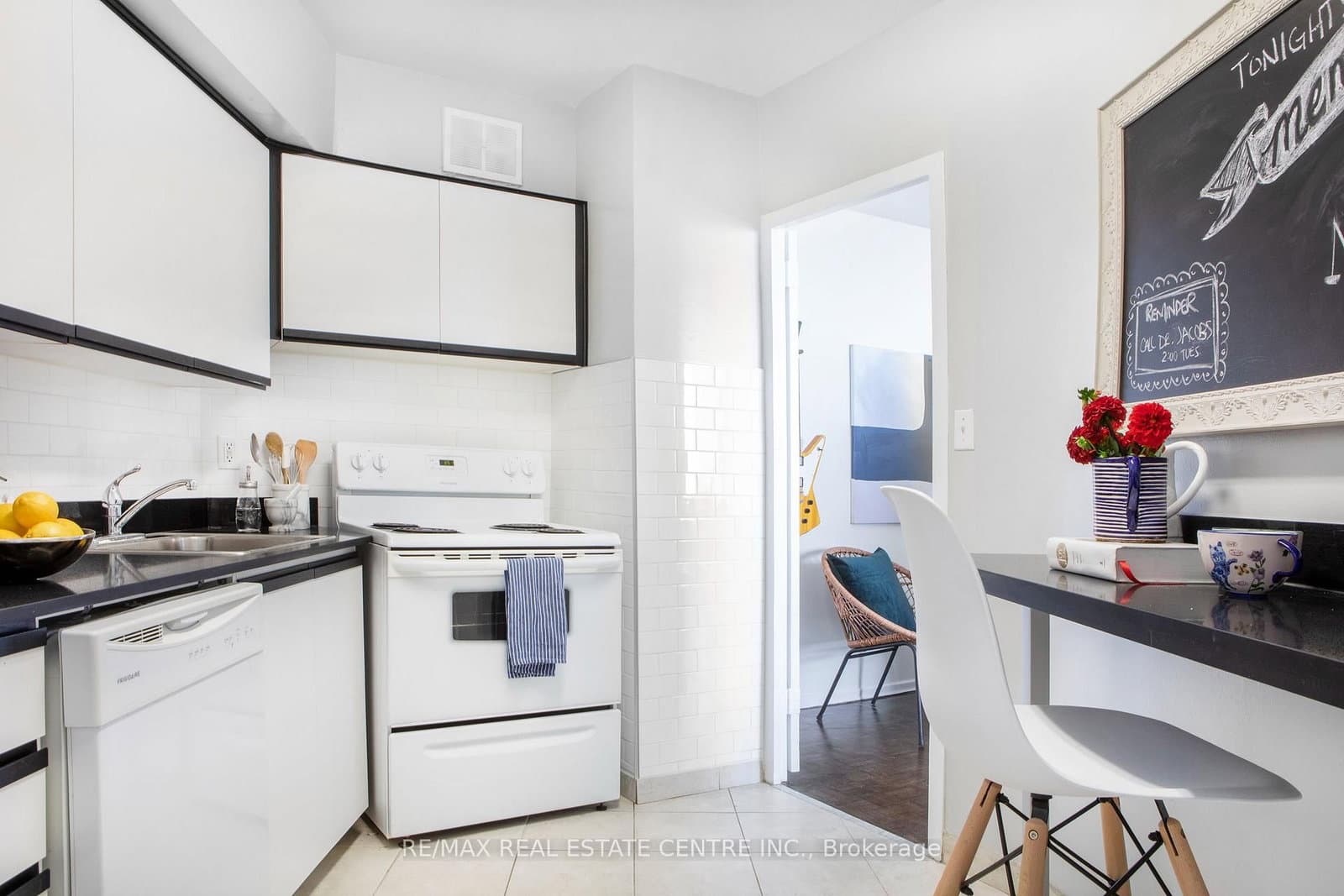 100 Graydon Hall Drive, Unit 1105 thumbnail 10