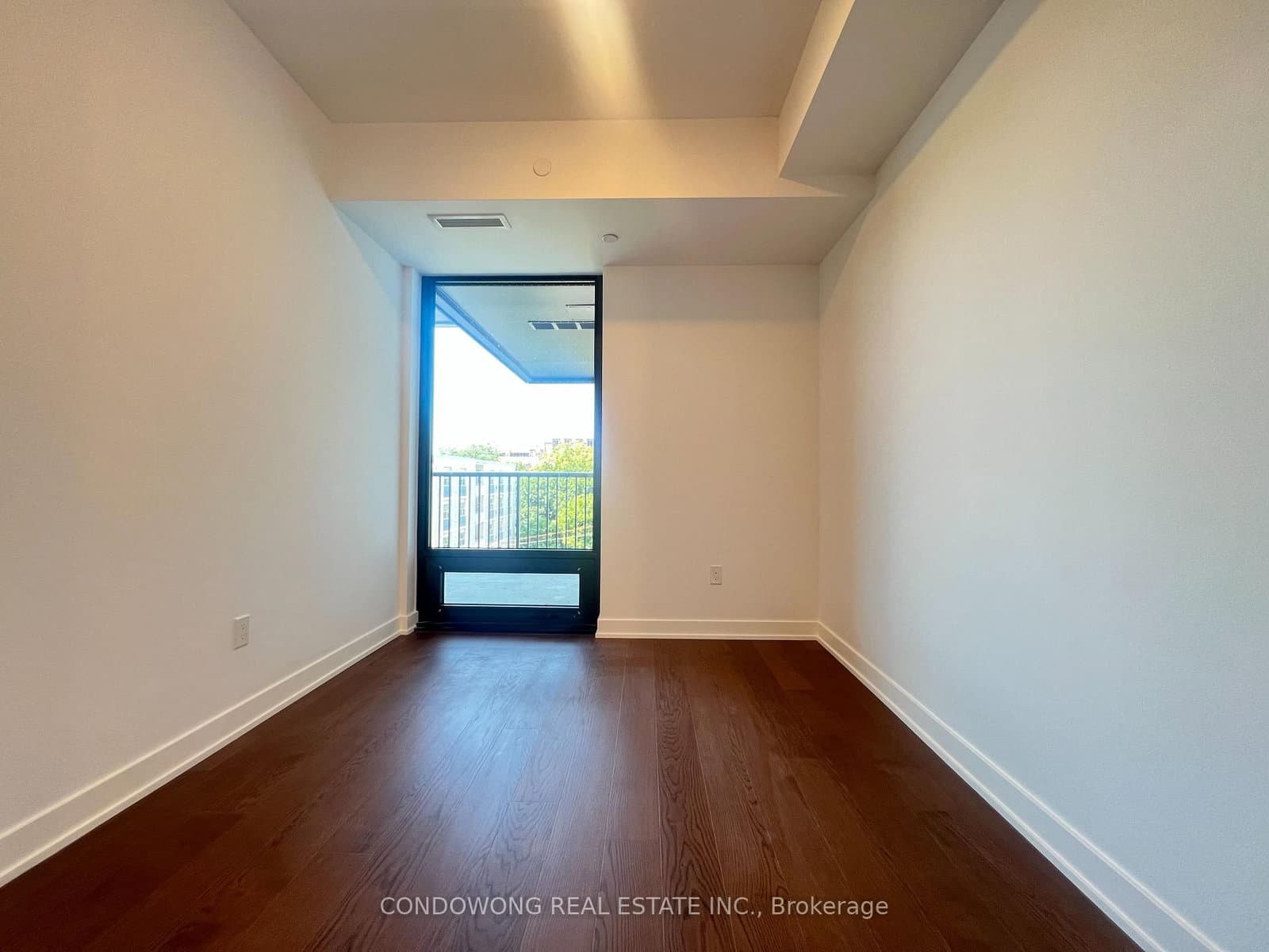 91 Montclair Avenue, Unit 720 thumbnail 4