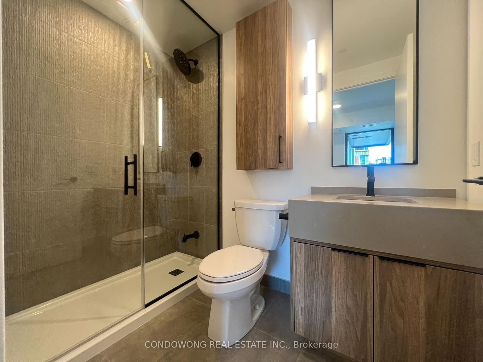 91 Montclair Avenue, Unit 720 thumbnail 6