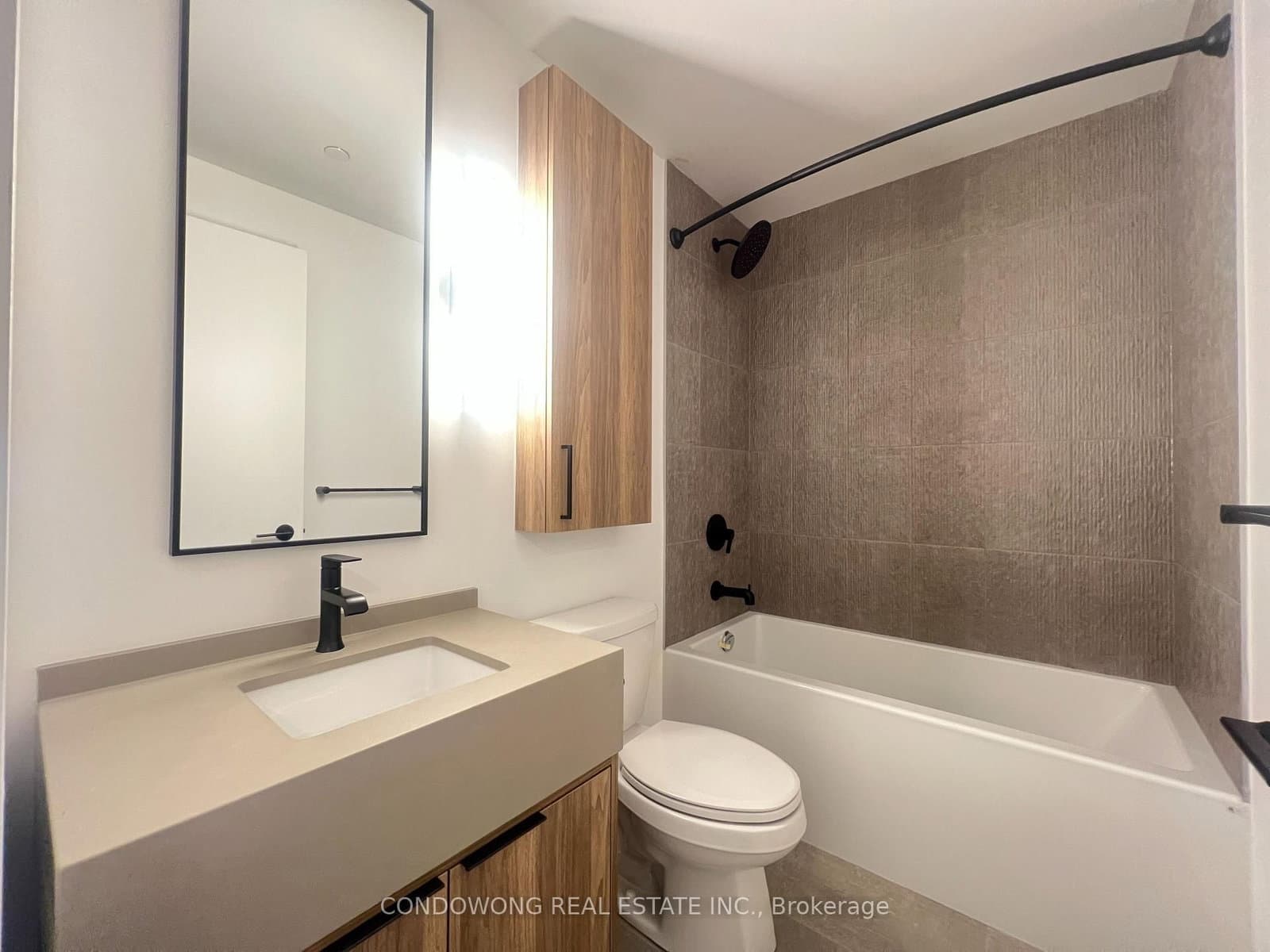91 Montclair Avenue, Unit 720 thumbnail 8