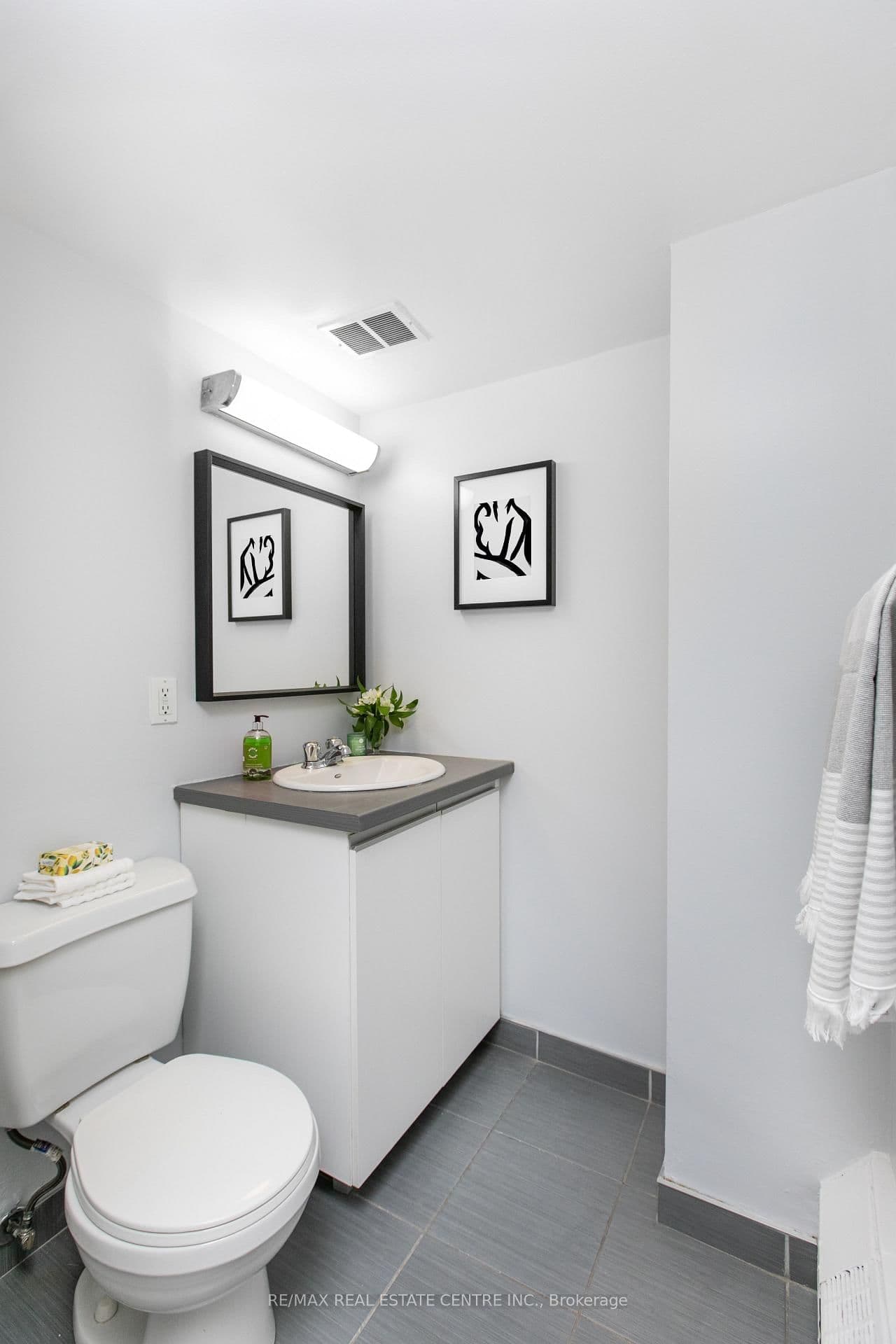 150 Graydon Hall Drive, Unit 703 thumbnail 19