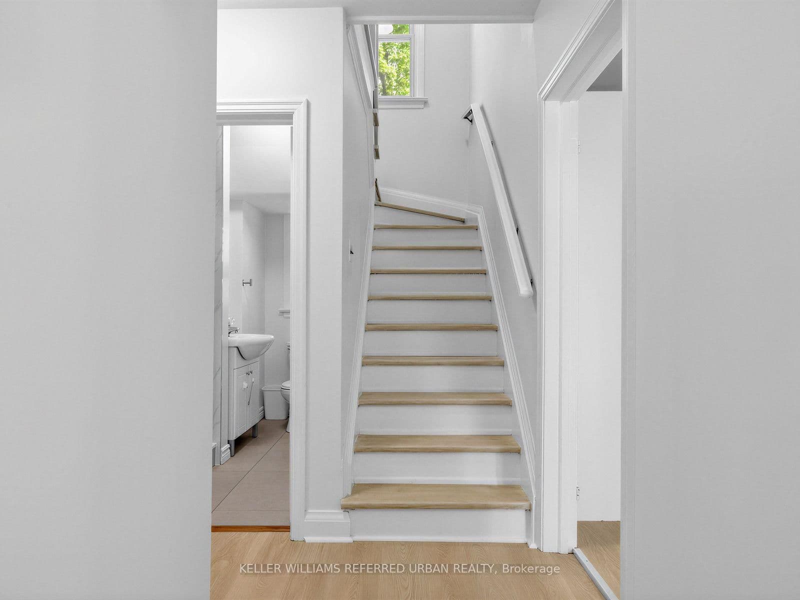 32 Granlea Road thumbnail 5