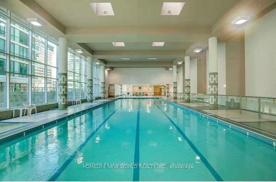 12 Yonge Street, Unit 2203 thumbnail 13