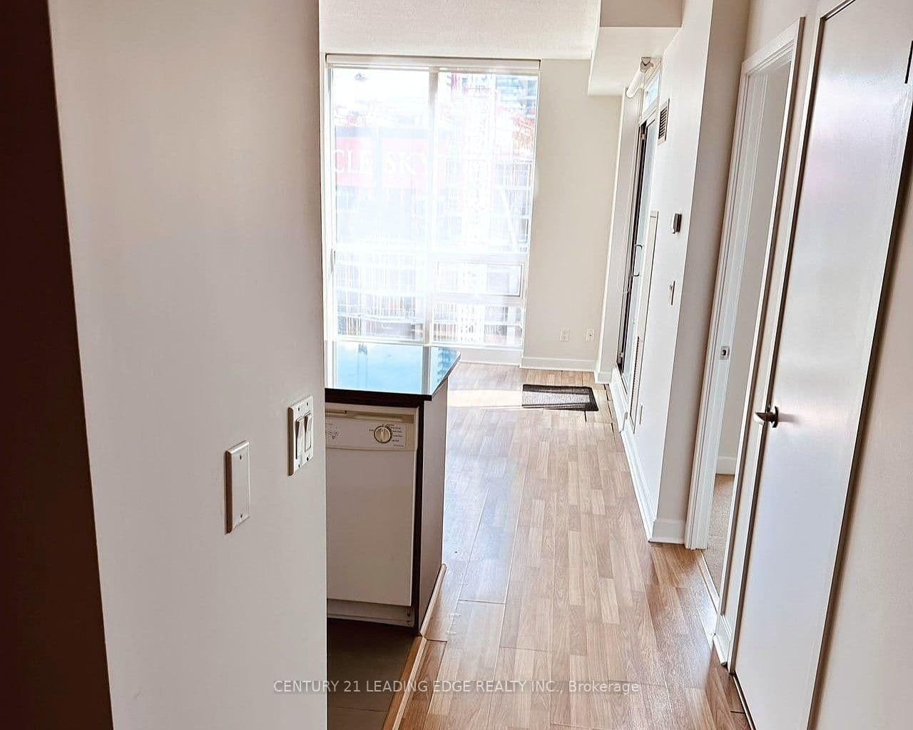 12 Yonge Street, Unit 2203 thumbnail 7