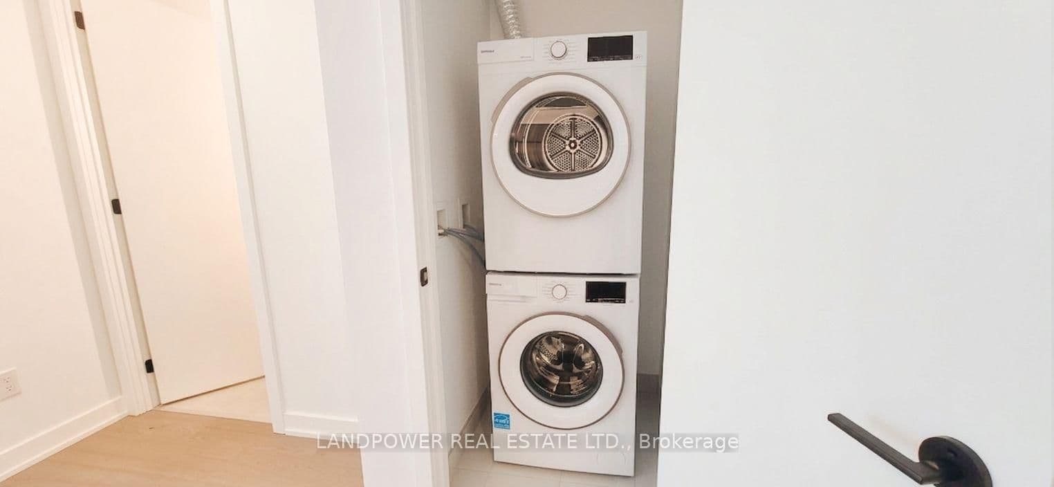 89 Montclair Avenue, Unit 922 thumbnail 15