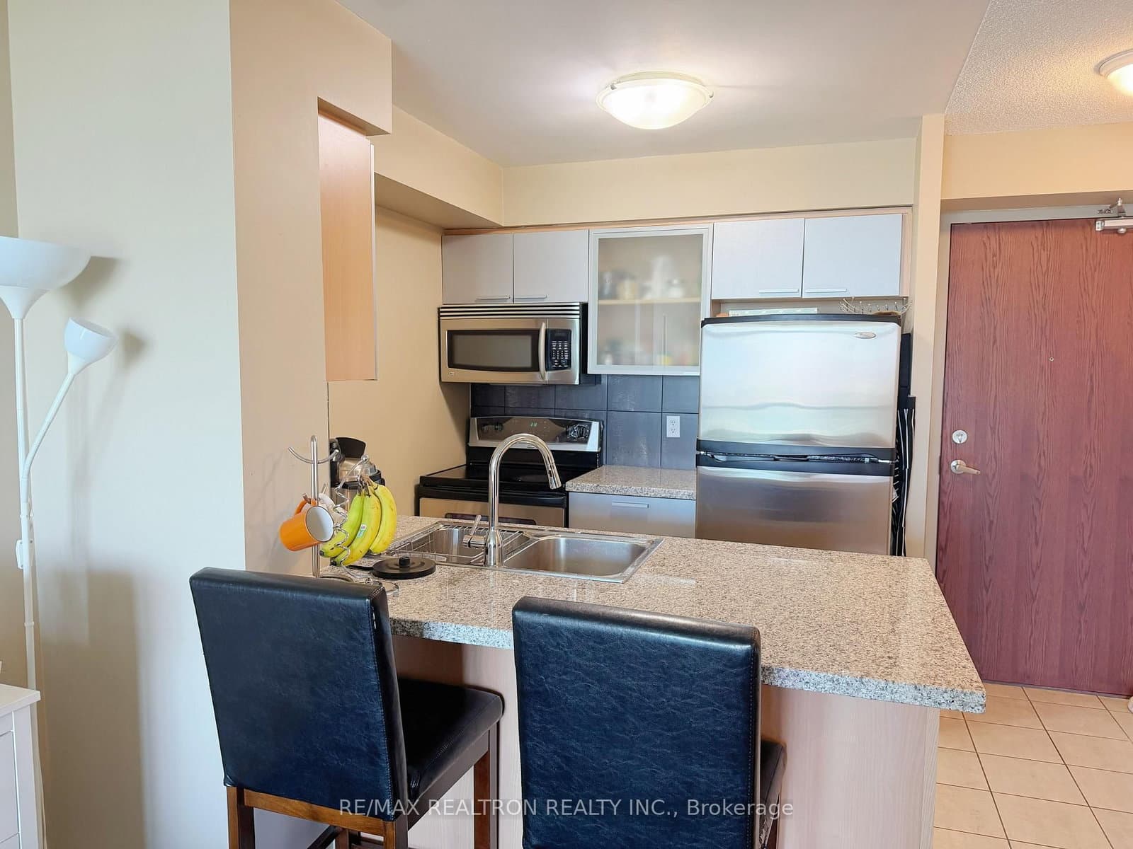 18 Harrison Garden Boulevard, Unit 1805 thumbnail 5