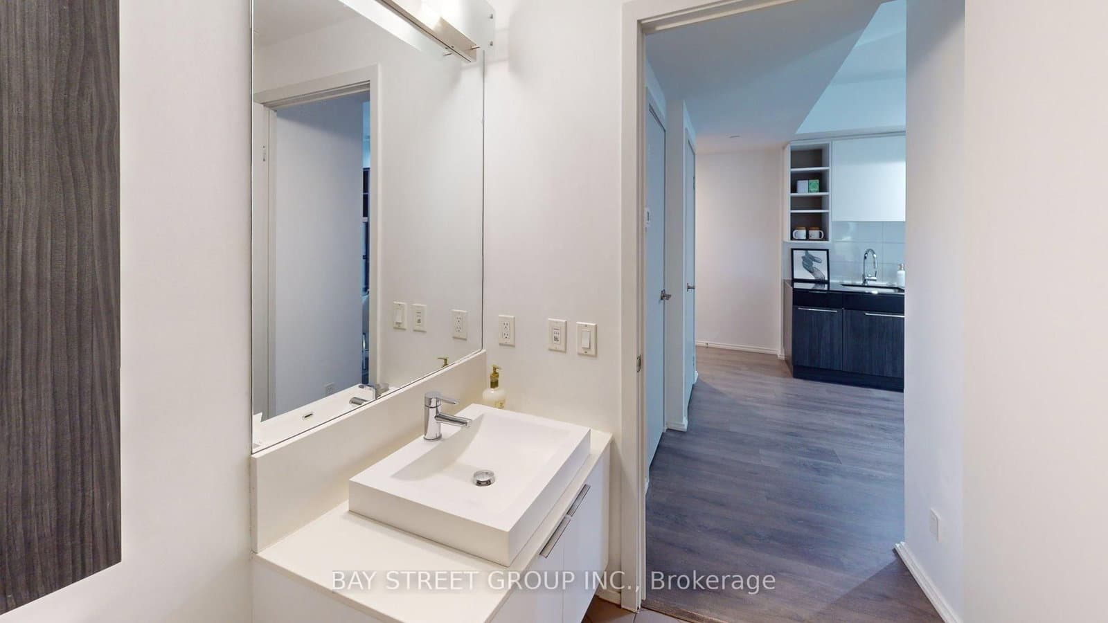 68 Shuter Street, Unit 1906 thumbnail 10