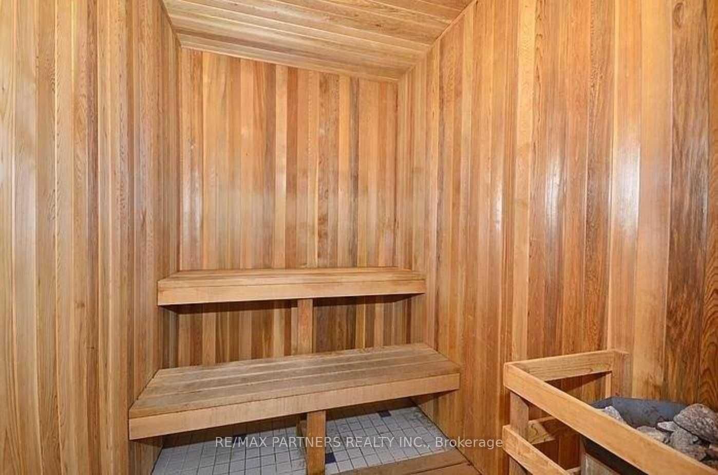 1121 Bay Street, Unit 908 thumbnail 12