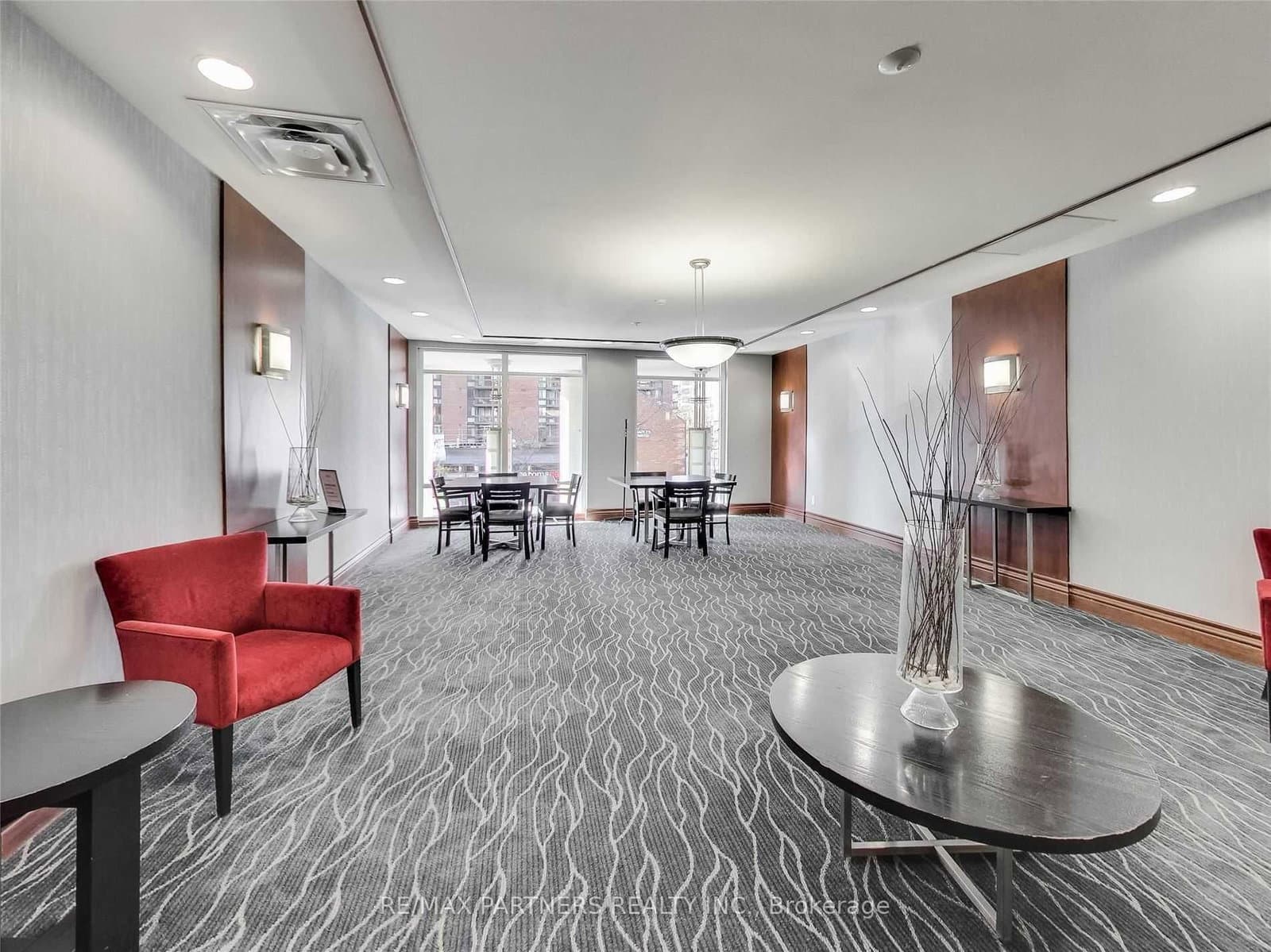 1121 Bay Street, Unit 908 thumbnail 13