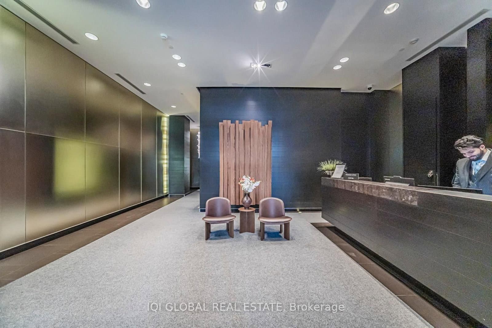 478 King Street W, Unit 406 thumbnail 13