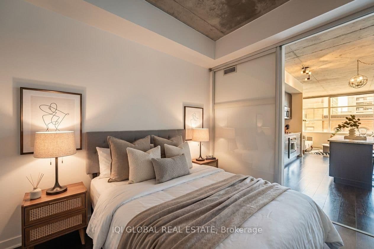478 King Street W, Unit 406 thumbnail 7