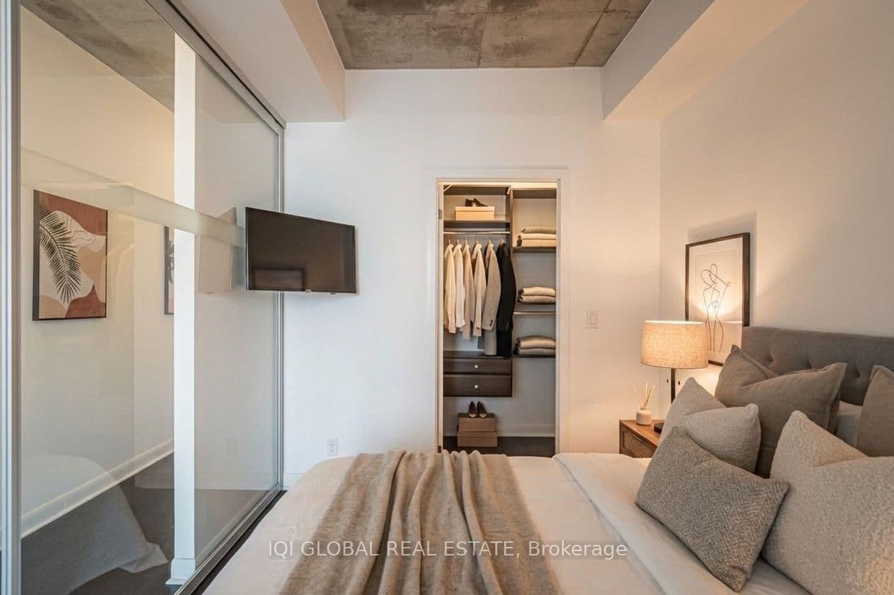 478 King Street W, Unit 406 thumbnail 9