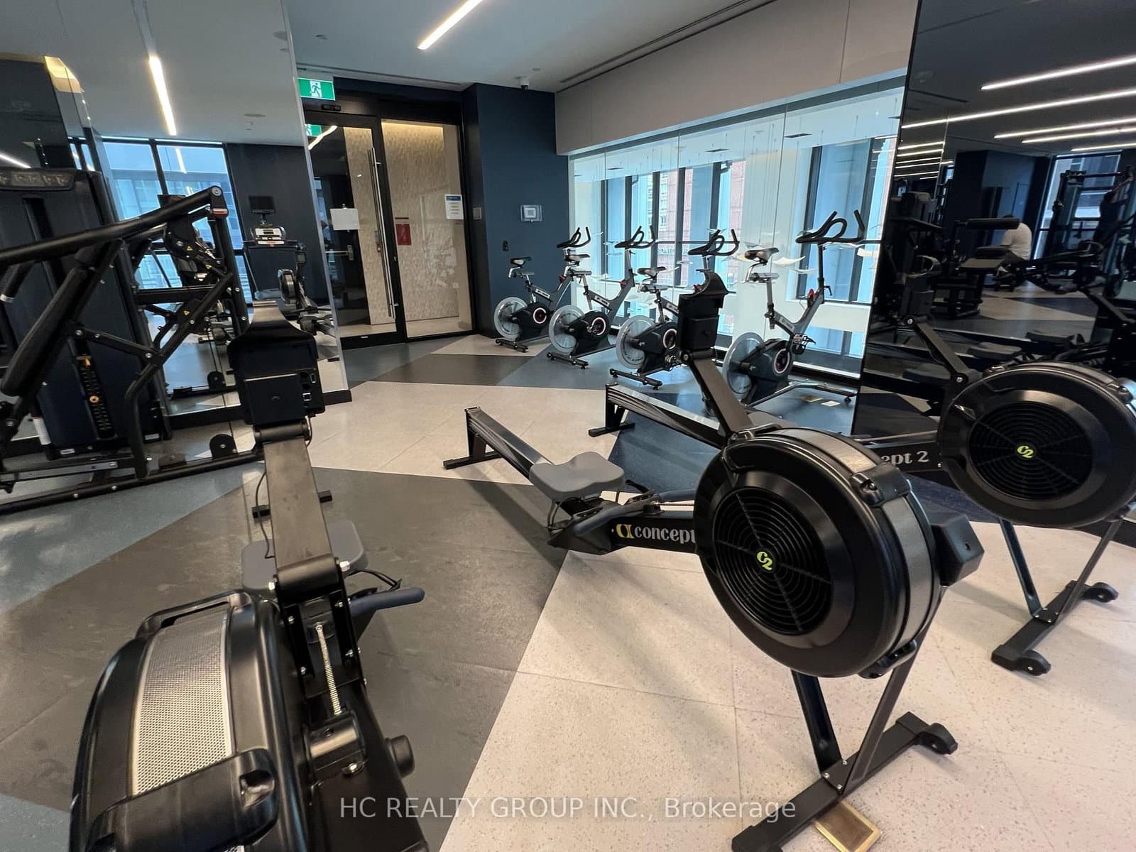 1 Yorkville Avenue, Unit 4512 thumbnail 13