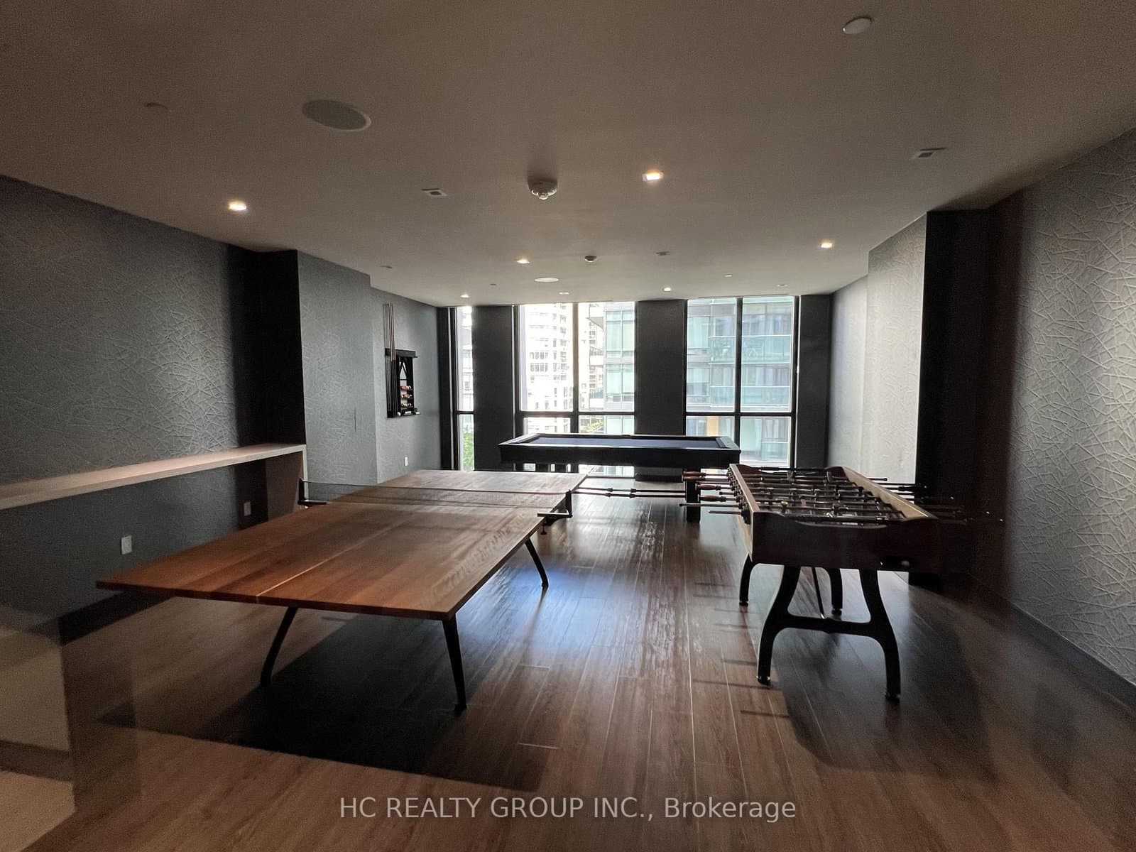 1 Yorkville Avenue, Unit 4512 thumbnail 16