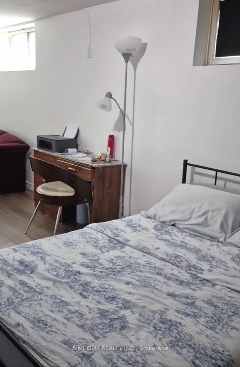 256 Patricia Avenue, Unit Lower thumbnail 11