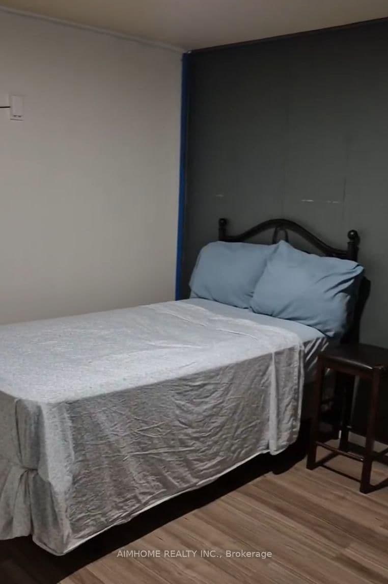 256 Patricia Avenue, Unit Lower thumbnail 8
