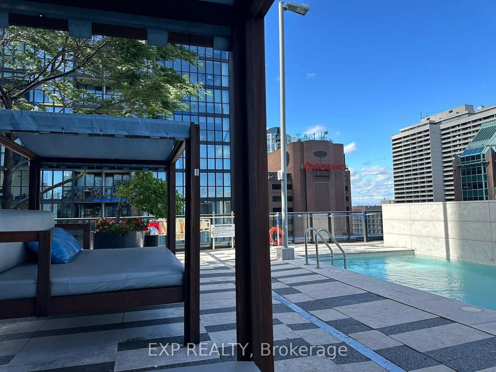 101 Charles Street E, Unit 4804 thumbnail 19