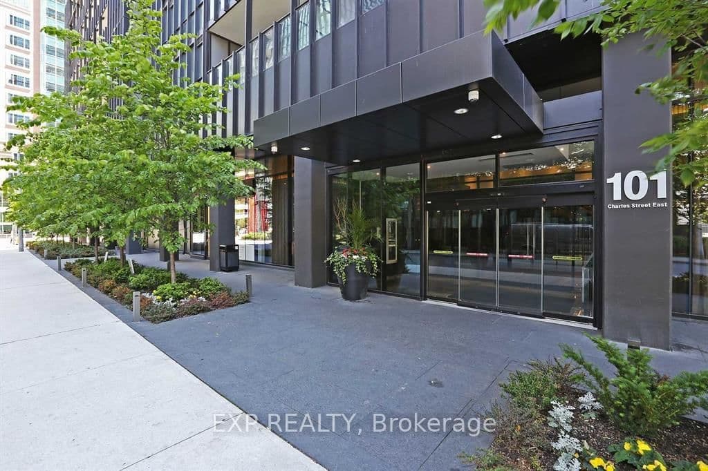 101 Charles Street E, Unit 4804 thumbnail 2