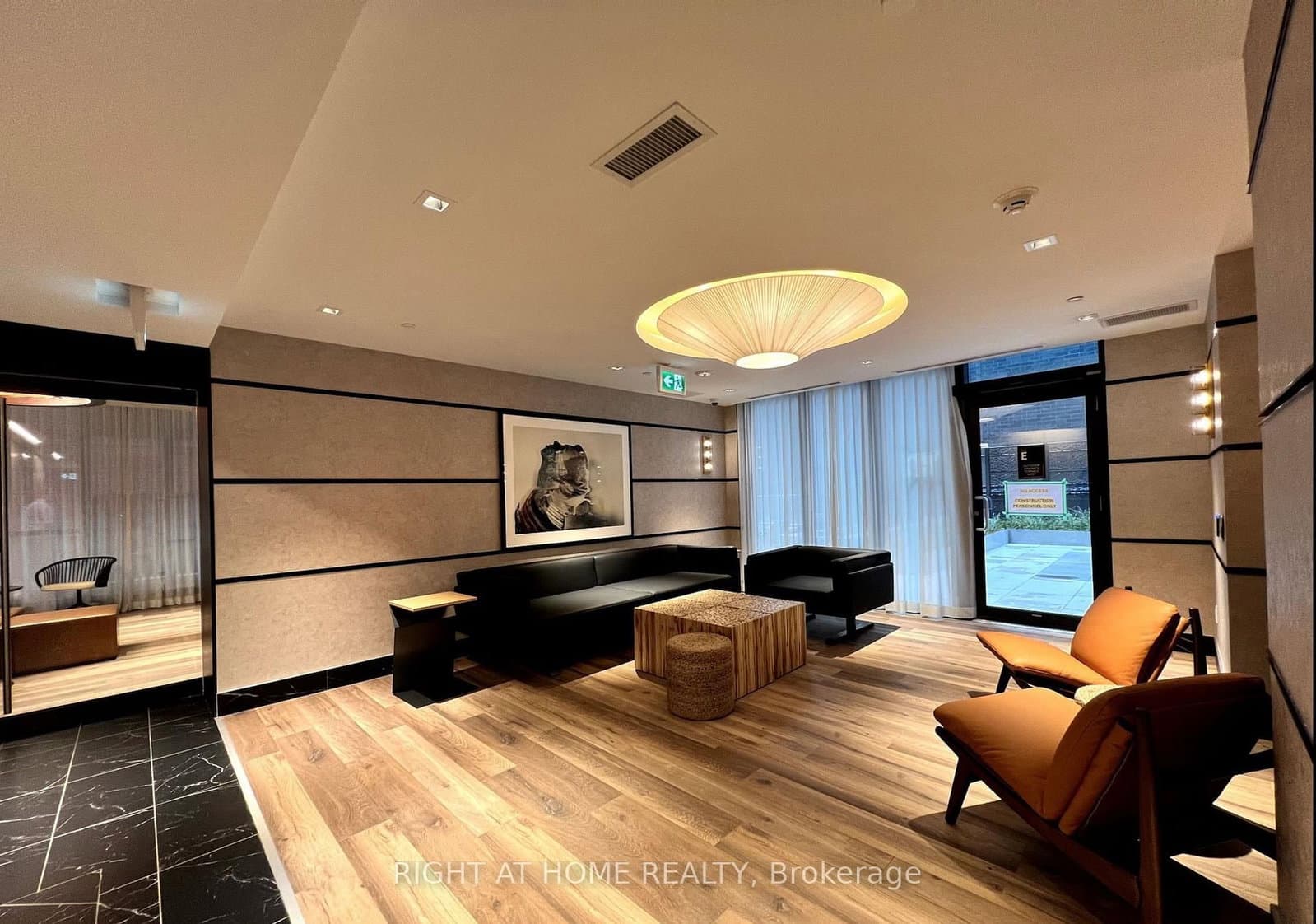 327 King Street, Unit 2301 thumbnail 8