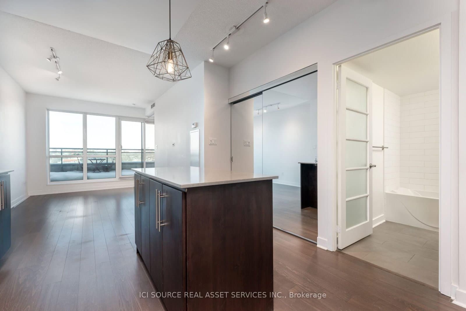 1169 Queen Street W, Unit 509 thumbnail 2